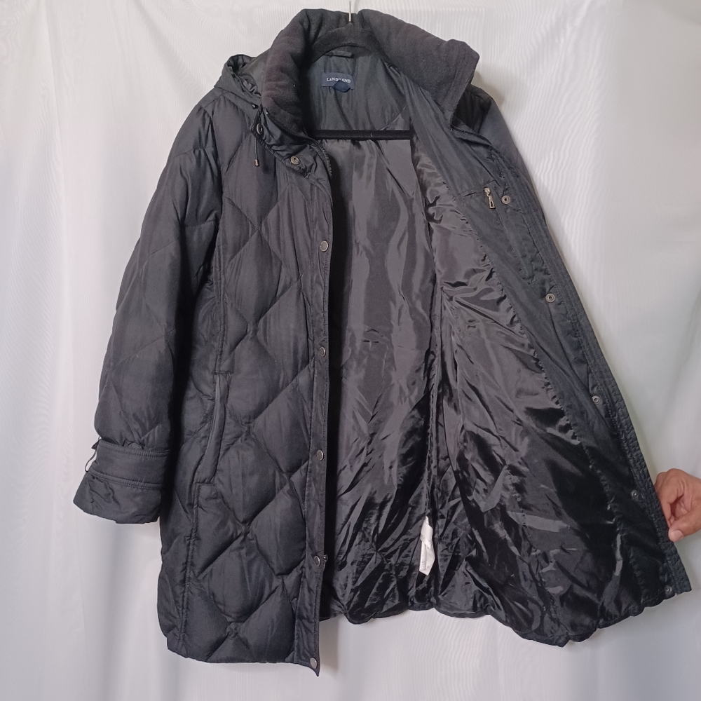 LAND'S END Women's Black Down/Feather 3/4 Coat. MP (10-12) - Picture 8 of 14